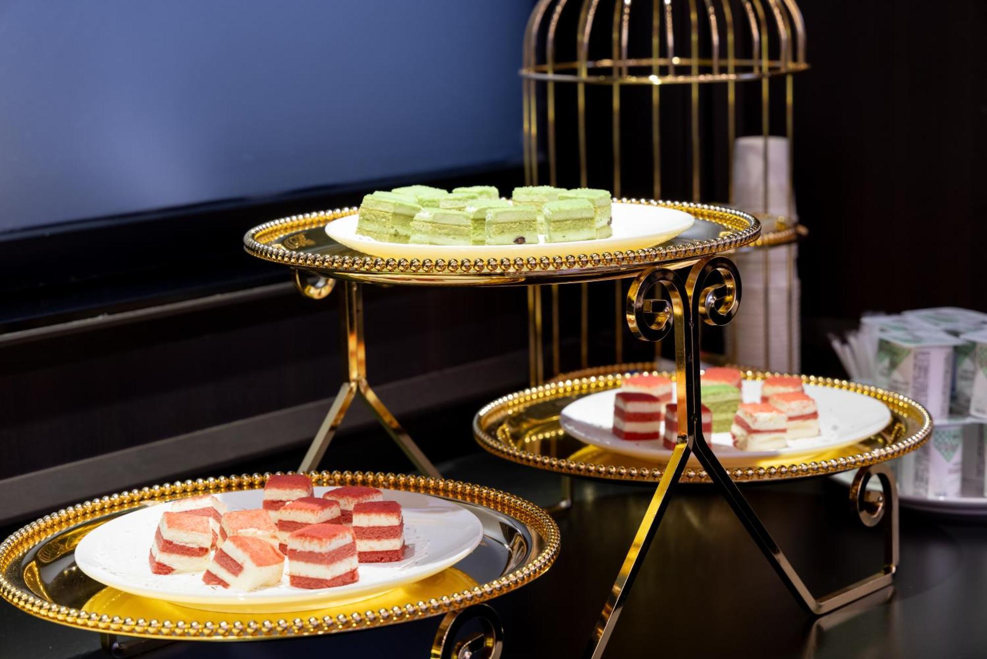 Beijing Tangfu Sanlitun Boutique Hotel---Breakfast, Restaurant And Bar, Close To Tian'Anmen Square Forbidden City Temple Of Heaven, Laundry, Gym, Robot, Ticket Service, Located In City Center Metro Line 2, One Station To Airport Express Exterior photo